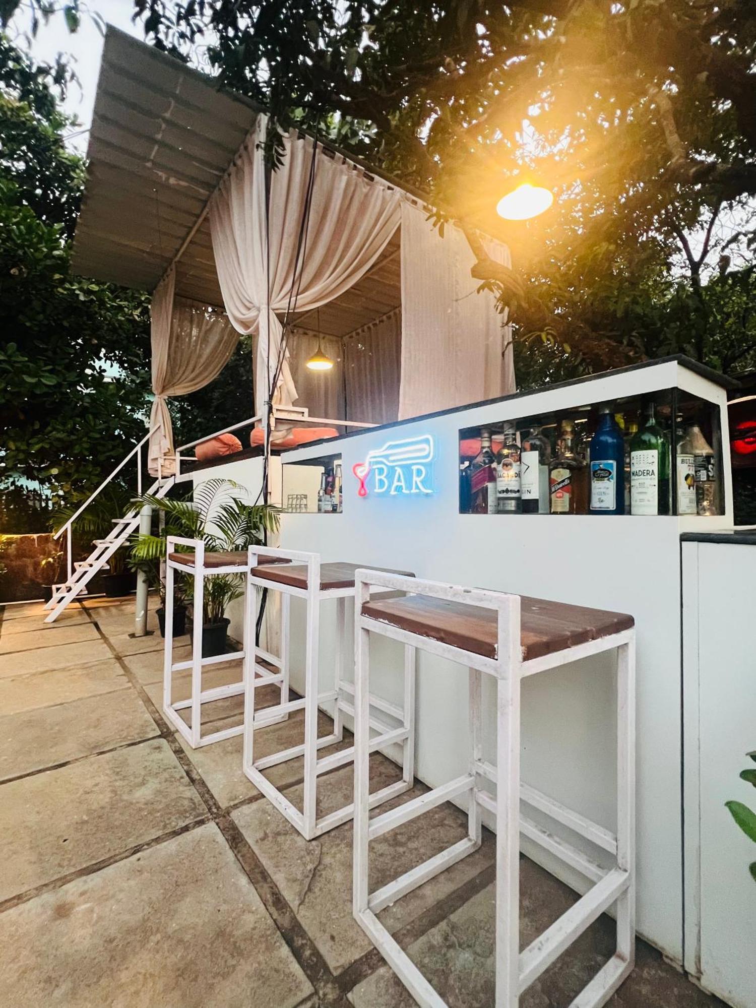 Aaria Hills Hotel Arambol Bagian luar foto