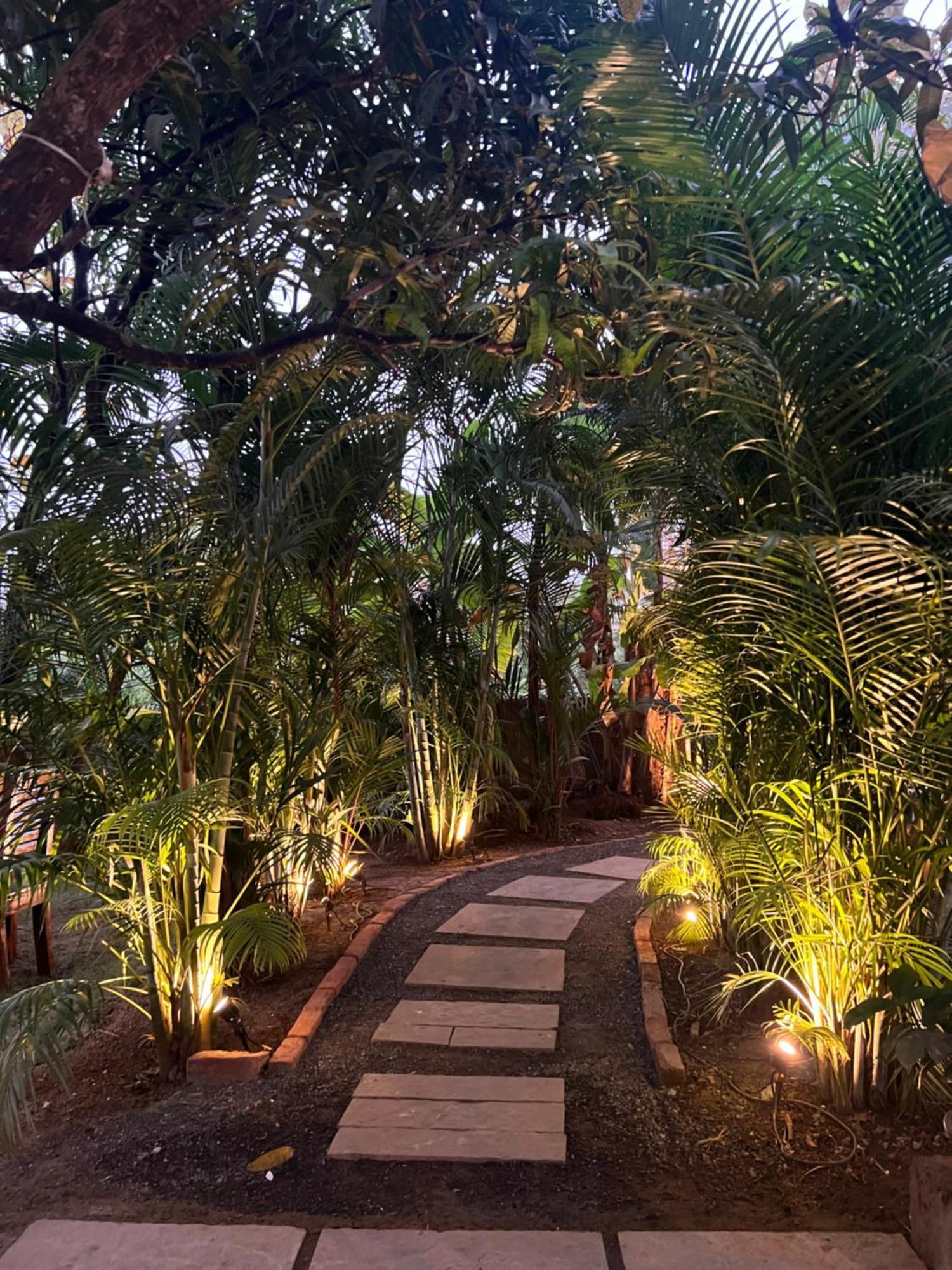 Aaria Hills Hotel Arambol Bagian luar foto